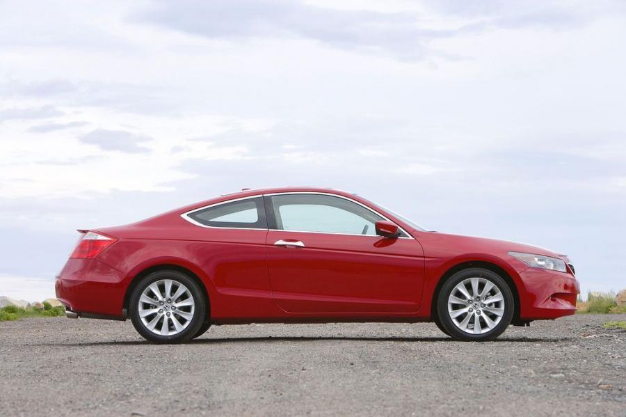  Honda Accord Coupe 2008 года  (US) (фото 22 из 39)